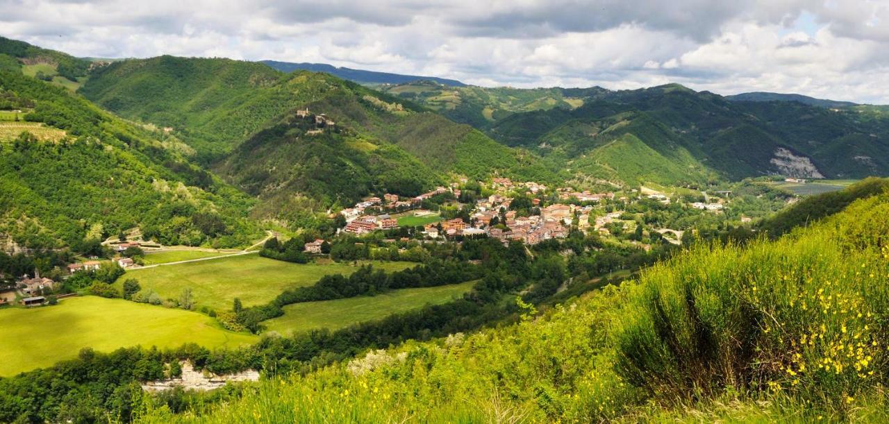 B&B Latordicella Castel del Rio Экстерьер фото